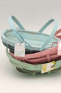 blooming_direct_coloured_wooden_gardening_trug