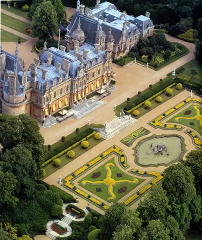 waddesdon_aerial_view_of_manor_-_from_south-west_-_jbt_small.jpg