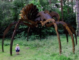 sculpture_park_giant_tarantula_by_wilfred_pritchard_at_the_sculpture_park_churt.jpeg