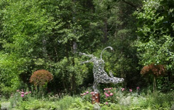 sculpture_park_kicking_donkey_by_martin_heron_at_the_sculpture_park_churt.jpeg